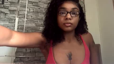Snapshot of goldamethyst98 chatting on September 13, 4:18 pm Amethyst online show from September 13, 4:18 pm