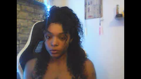 Snapshot of goldamethyst98 chatting on September 15, 1:16 am Amethyst online show from September 15, 1:16 am