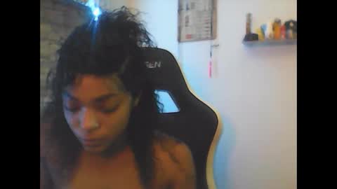 Snapshot of goldamethyst98 chatting on September 15, 5:13 pm Amethyst online show from September 15, 5:13 pm