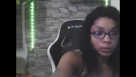 Snapshot of goldamethyst98 chatting on October 13, 2:55 am Amethyst online show from October 13, 2:55 am