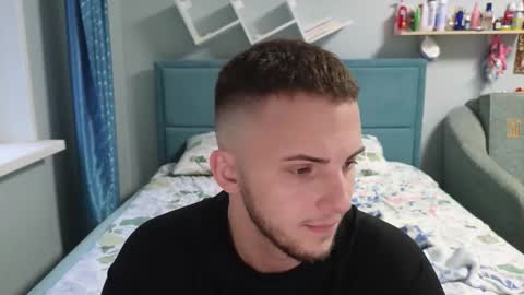 Golden boyyy21 online show from November 7, 12:38 pm