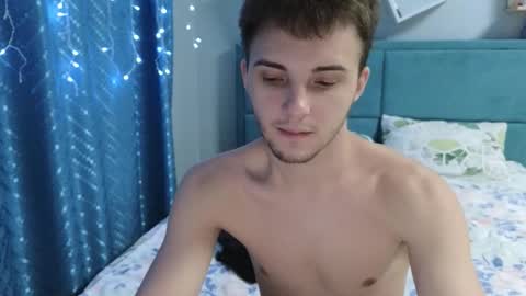 Golden boyyy21 online show from February 4, 2:34 pm