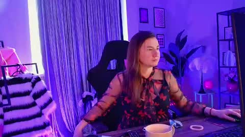 Gloria online show from May 10, 8:19 am