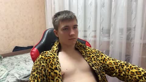 golden flash online show from November 30, 6:56 pm