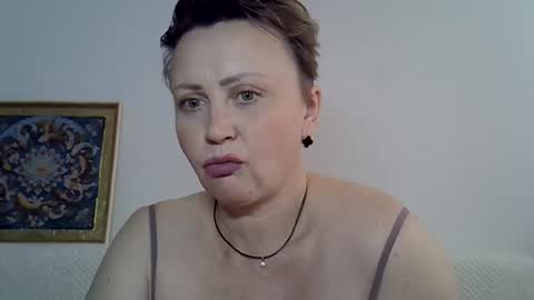Snapshot of golden_kessie chatting on May 6, 9:03 am golden_kessie online show from May 6, 9:03 am