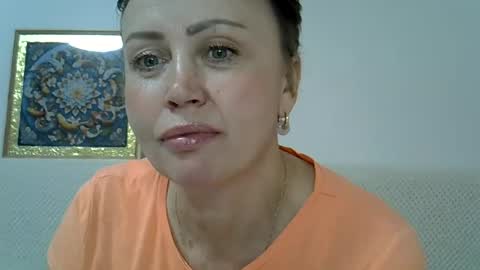Snapshot of golden_kessie chatting on June 16, 6:27 am golden_kessie online show from June 16, 6:27 am