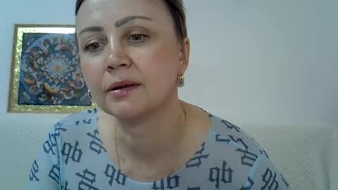 Snapshot of golden_kessie chatting on June 18, 9:47 am golden_kessie online show from June 18, 9:47 am