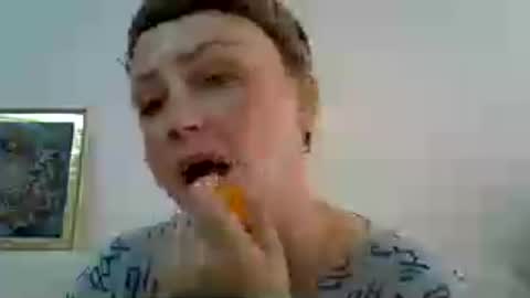 Snapshot of golden_kessie chatting on July 6, 6:43 am golden_kessie online show from July 6, 6:43 am