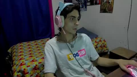 Jmmmm online show from February 10, 6:01 pm