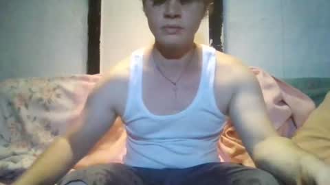 Snapshot of goldenboy207 chatting on July 20, 9:28 pm goldenboy207 online show from July 20, 9:28 pm