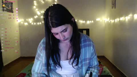 goldencandycotton online show from January 13, 7:11 am