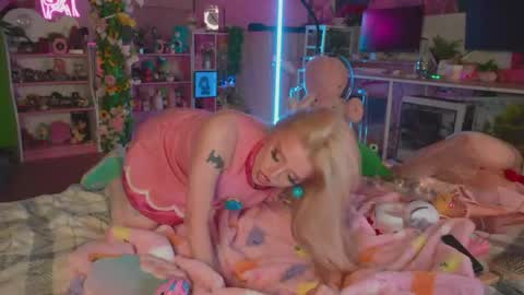 Sammy online show from April 25, 8:50 pm