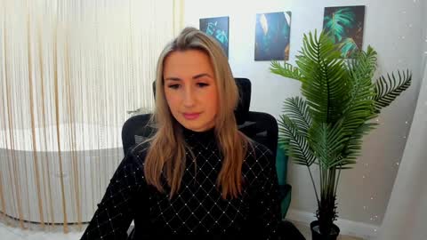 Olivia online show from January 30, 11:44 am