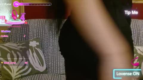 Snapshot of goldgirl89763 chatting on September 28, 10:26 pm goldgirl89763 online show from September 28, 10:26 pm