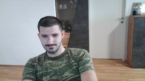 goldnic_10 online show from May 6, 4:52 am