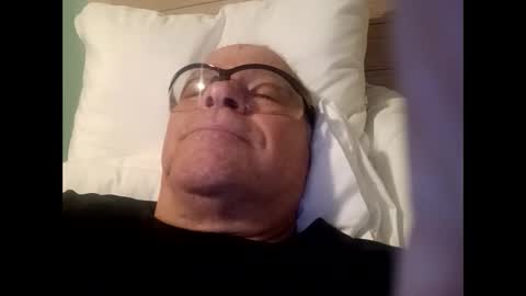 Snapshot of gonadalache chatting on September 15, 12:32 am gonadalache online show from September 15, 12:32 am