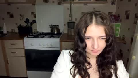 Snapshot of good_girl_24 chatting on June 16, 10:12 pm good_girl_24 online show from June 16, 10:12 pm