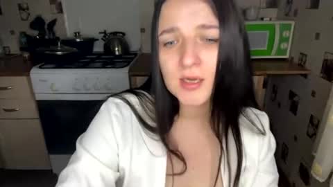Snapshot of good_girl_24 chatting on July 3, 3:29 pm good_girl_24 online show from July 3, 3:29 pm
