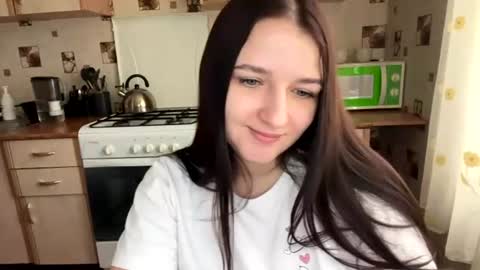 Snapshot of good_girl_24 chatting on July 8, 11:58 am good_girl_24 online show from July 8, 11:58 am