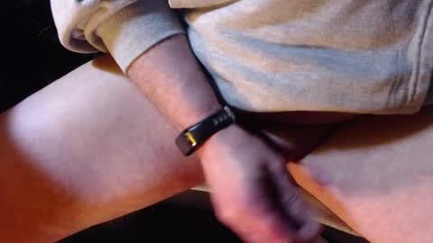 Chris online show from November 16, 3:39 pm