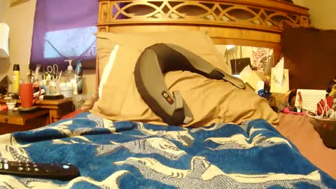 Snapshot of goodbootaye chatting on October 9, 3:10 pm Juicy Booty online show from October 9, 3:10 pm