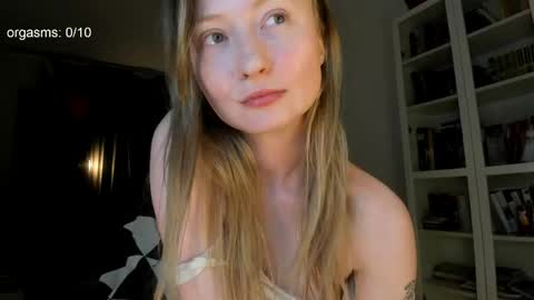 Snapshot of goodg_oddamn chatting on June 7, 8:12 pm SOPHIE online show from June 7, 8:12 pm