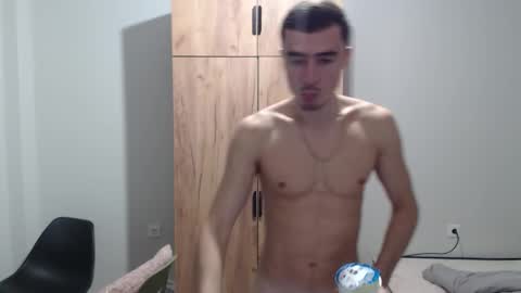 goodgg229975 online show from November 18, 2:54 pm