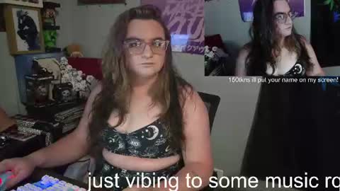 goodgrl1799 online show from July 19, 4:16 am