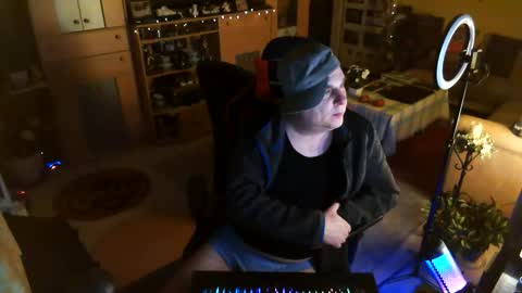 google5001 online show from September 18, 5:59 pm