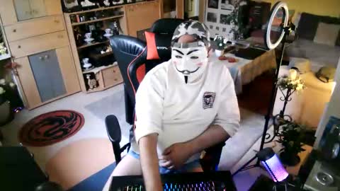 google5001 online show from October 22, 2:17 pm