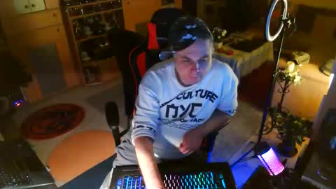 google5001 online show from January 7, 2:14 am