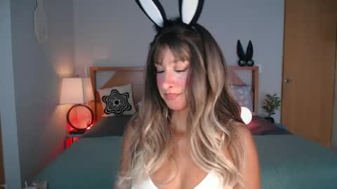 Snapshot of goonergirlnextdoor chatting on June 21, 3:36 pm princess kierra online show from June 21, 3:36 pm