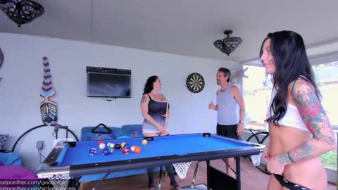   Rez online show from March 5, 6:59 pm