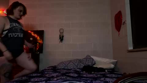 Snapshot of goosetaken chatting on October 31, 11:00 am JK once again online show from October 31, 11:00 am