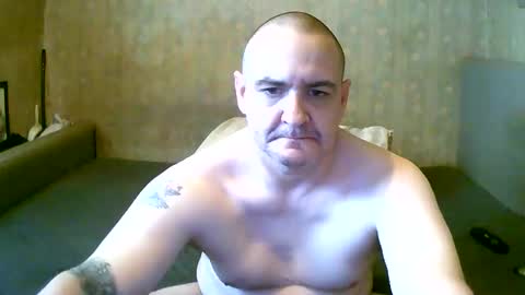 Goosey77 online show from April 19, 8:13 am