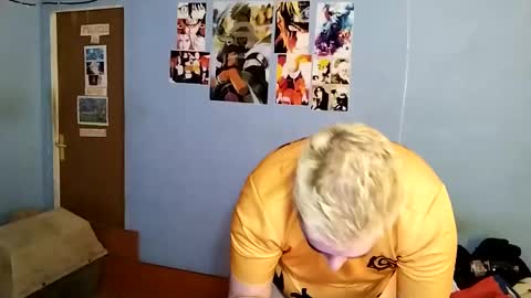 Snapshot of gorak32 chatting on January 18, 4:31 pm GoraK online show from January 18, 4:31 pm