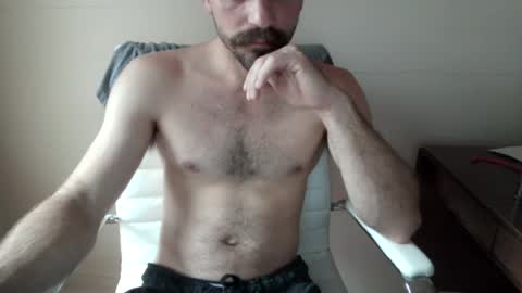 Snapshot of gord210 chatting on July 10, 8:22 pm cowboy830 online show from July 10, 8:22 pm