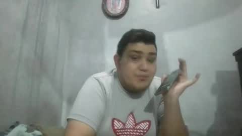 Snapshot of gorditoricojeje chatting on February 2, 1:37 am GorditoRicoJejeMX online show from February 2, 1:37 am