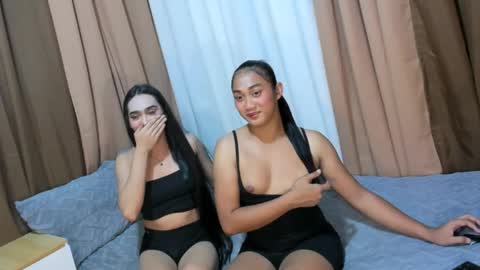 Snapshot of gorgeous_niicole chatting on April 28, 12:54 pm gorgeous_niicole online show from April 28, 12:54 pm