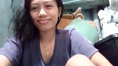 GorgeousPinay babe online show from February 24, 11:58 pm