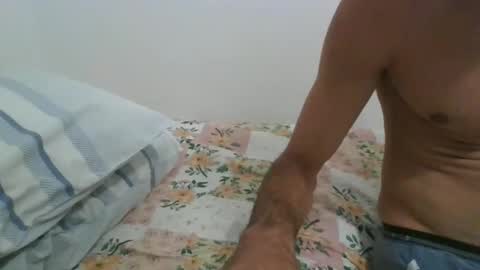 Snapshot of gostamosdetudo chatting on March 5, 9:15 pm gostamosdetudo online show from March 5, 9:15 pm