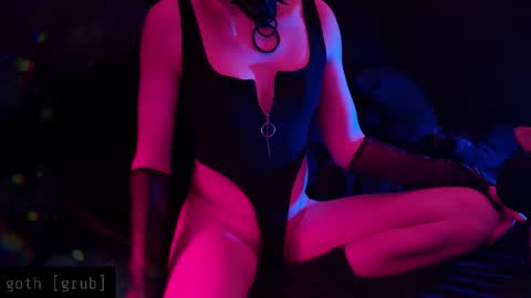 grub online show from January 18, 8:40 am