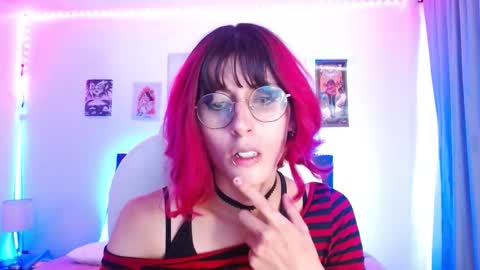 goth_minerva online show from November 25, 1:33 pm