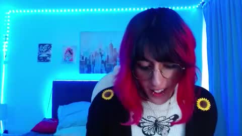 goth_minerva online show from December 15, 1:59 pm