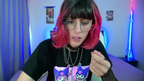 goth_minerva online show from January 11, 1:38 pm