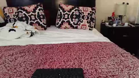 gothbaby305 online show from December 1, 12:54 pm