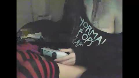 Snapshot of gothgoddessrose chatting on February 26, 6:18 pm Goth Goddess Rose online show from February 26, 6:18 pm
