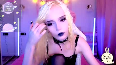 Snapshot of gothiclali chatting on June 8, 9:48 pm gothiclali online show from June 8, 9:48 pm