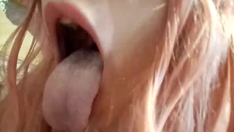 gothicrose4 online show from October 12, 11:20 am