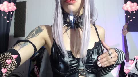        online show from December 3, 6:26 am